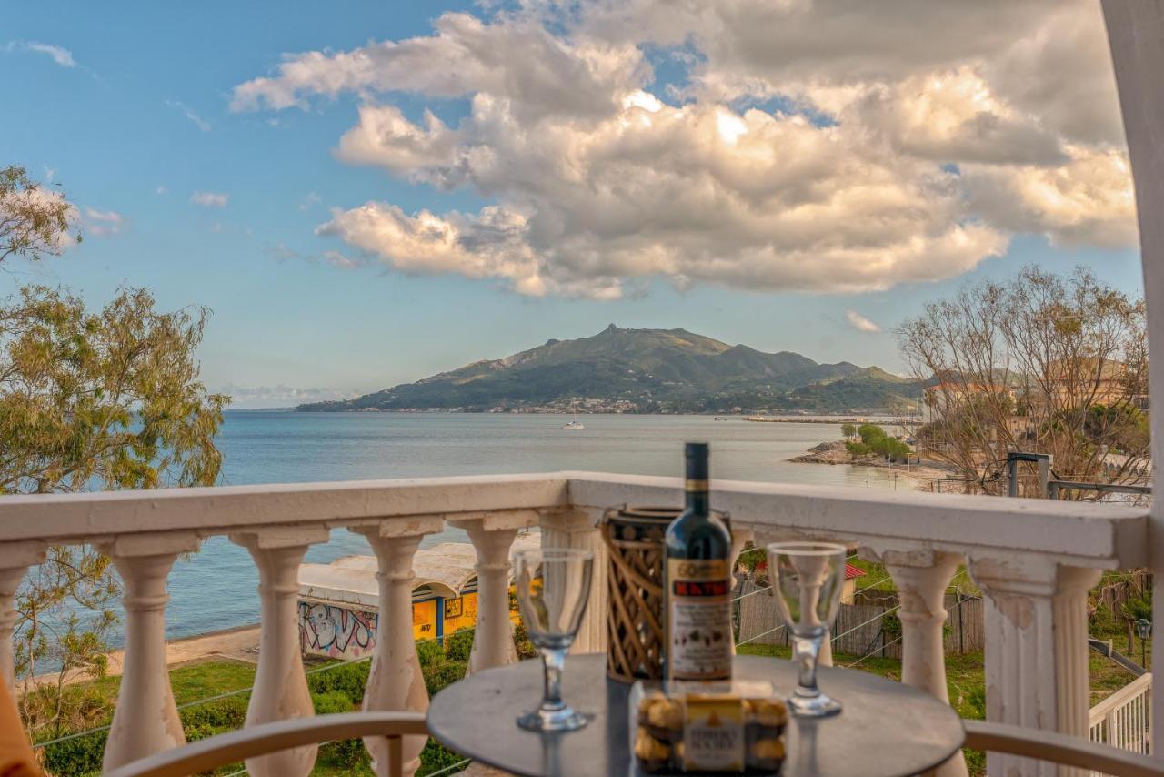 Seafront Spirit Apartments Закинтос Экстерьер фото