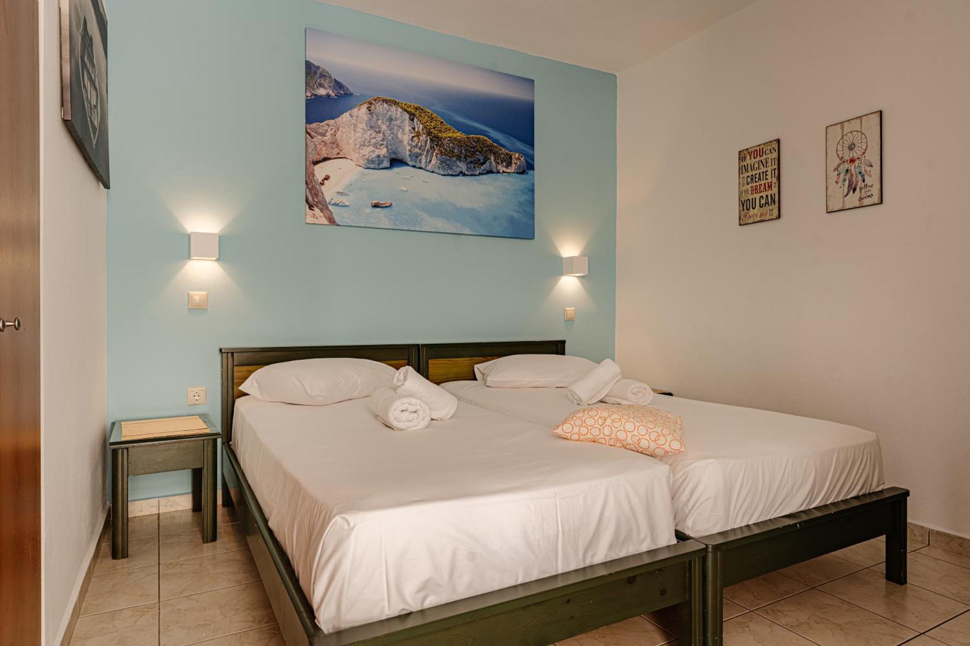 Seafront Spirit Apartments Закинтос Экстерьер фото